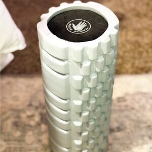 Body Glove Silver Foam Roller
